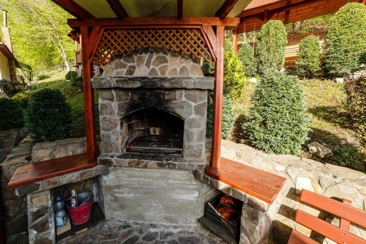 Bed and Breakfast Pensiunea Eva Sovata Exterior foto