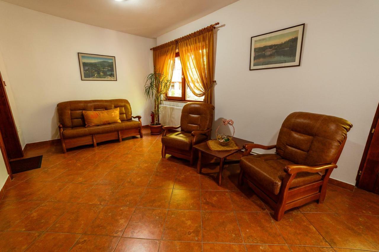 Bed and Breakfast Pensiunea Eva Sovata Exterior foto